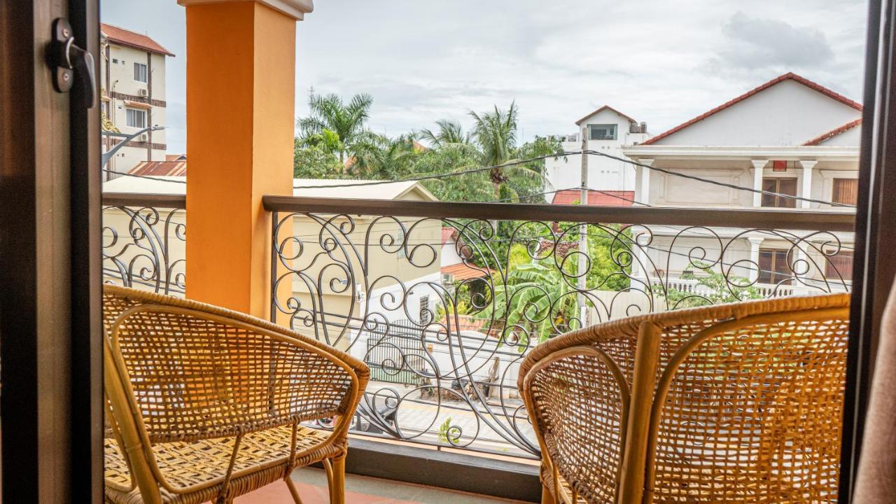 Den Hotel Totonou Siem Reap Exterior foto
